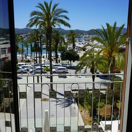 Apart-hotel Portmany